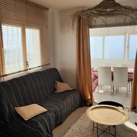 Casita En Con Vistas Impresionantes Del Mar Y La Montana Holiday home *
